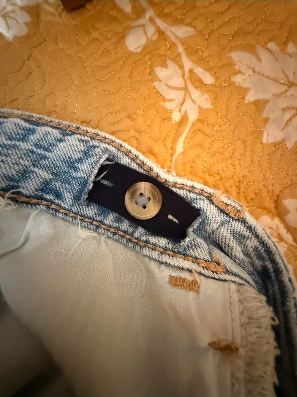 Abercrombie Kids Light Wash Distressed Wide Leg Jeans Size 17/18 Short